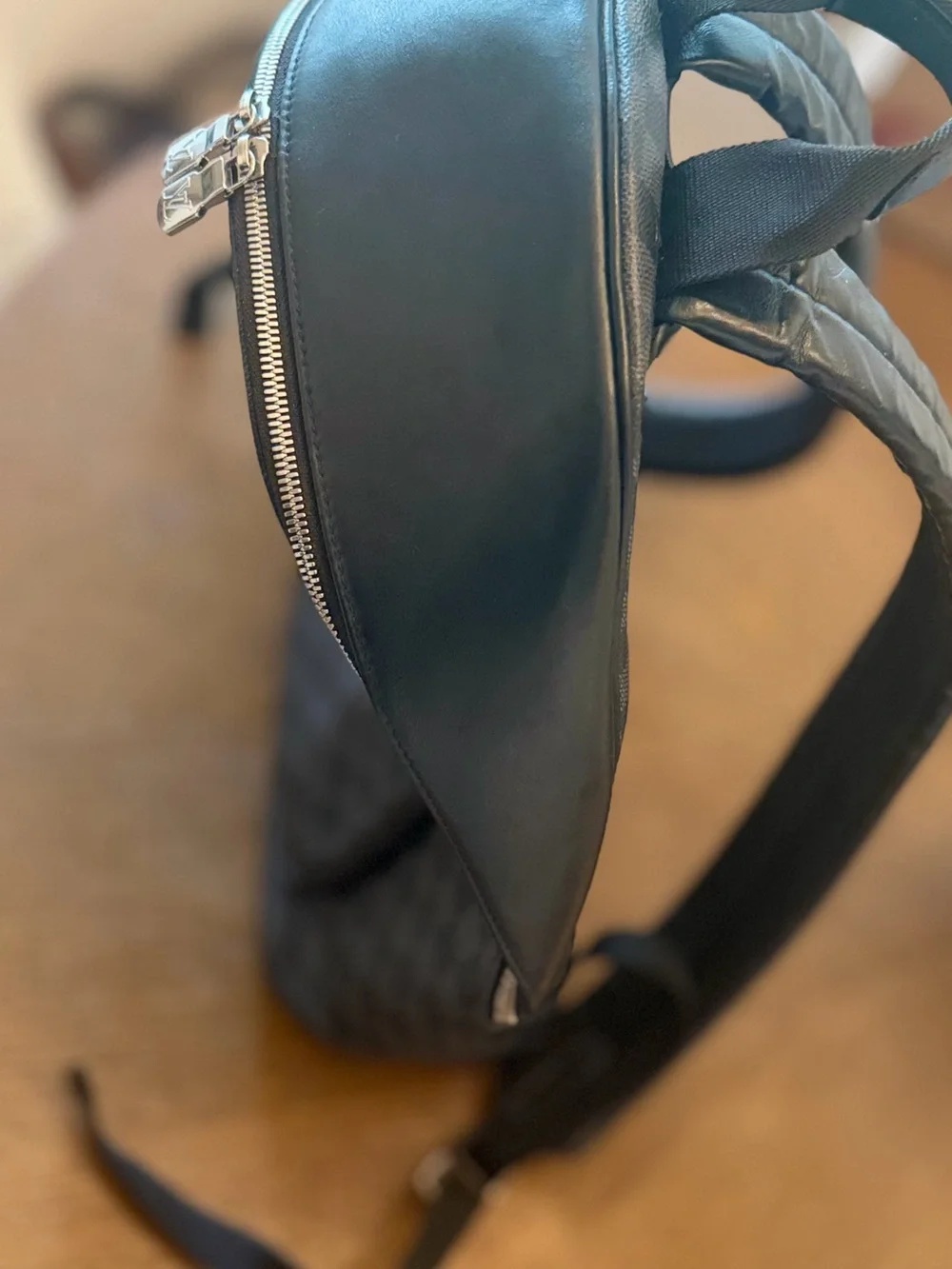 Louis Vuitton Damier Graphite
Josh Backpack - Picture 5 of 6
